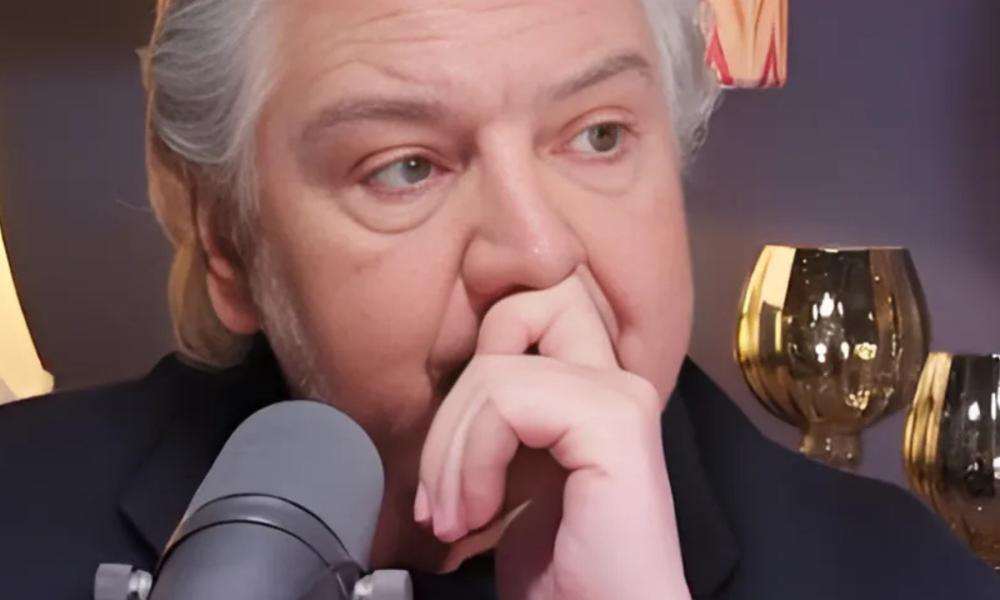 Ren&eacute; Froger barst in tranen uit na heftig nieuws: &acute;Het wordt me allemaal te veel&acute;