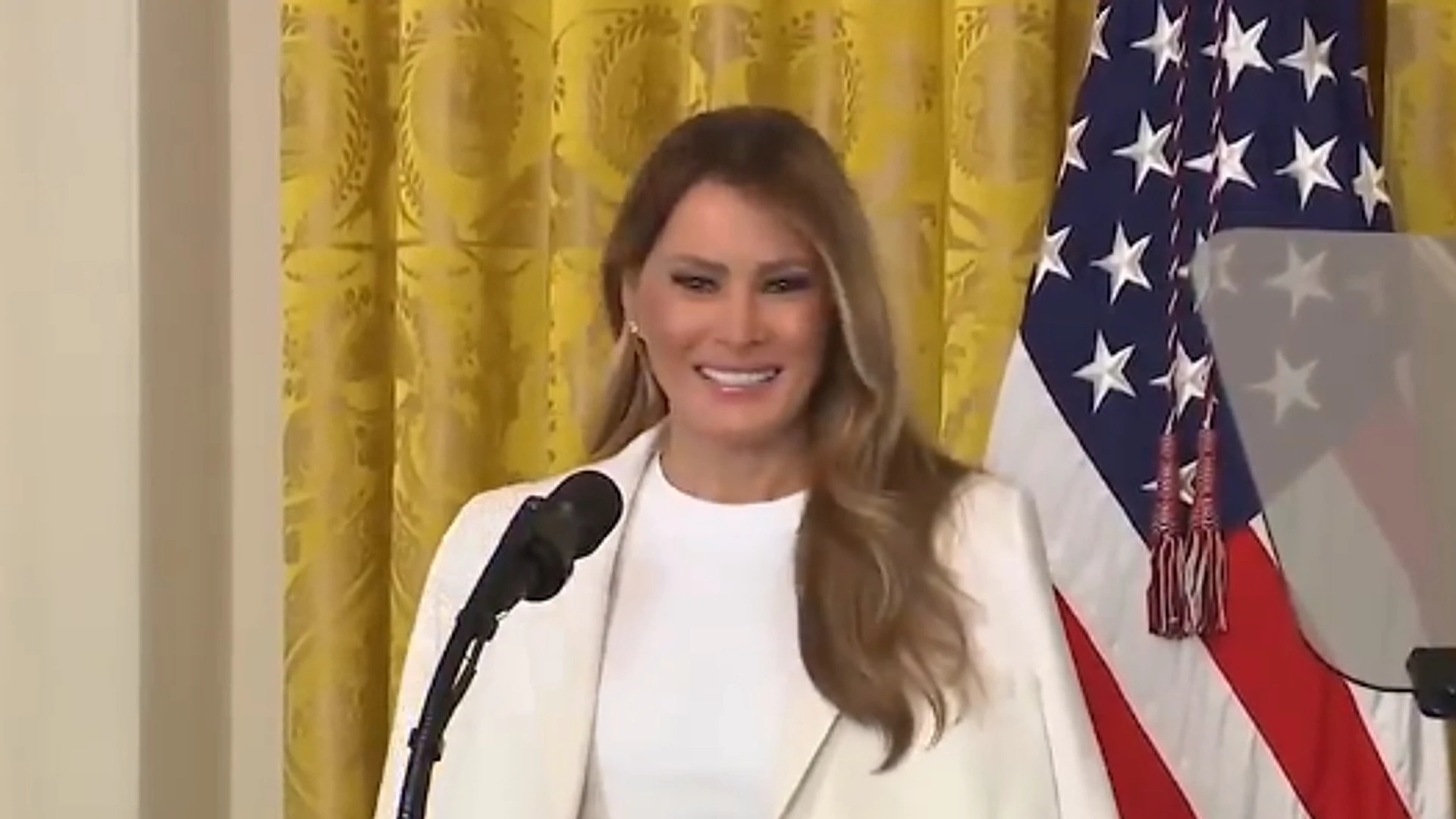 Melania Trump bemiddelt bij humanitair bestand tussen Rusland en Oekra&iuml;ne: &acute;Zonder mij was dit onmogelijk&acute;