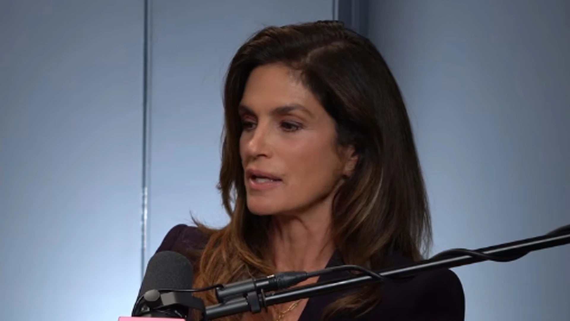 Zoon van Cindy Crawford overleed na jarenlange strijd tegen verslaving: &lsquo;Kaia en Presley waren meer dan broer en zus&rsquo;