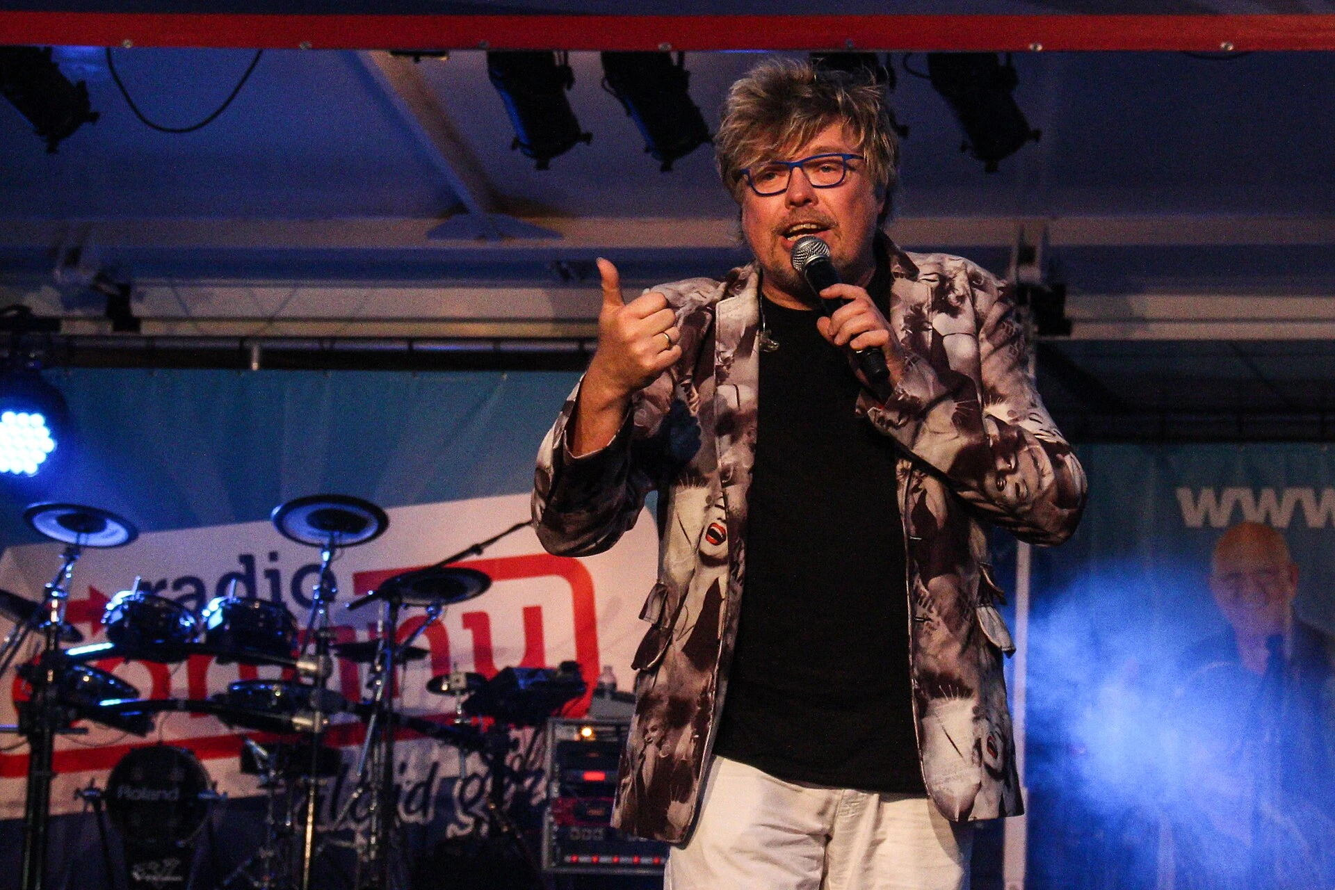 Ren&eacute; Karst blijft voortleven in muziek: &lsquo;Deze lieve, blije man niet laten verdwijnen&rsquo;