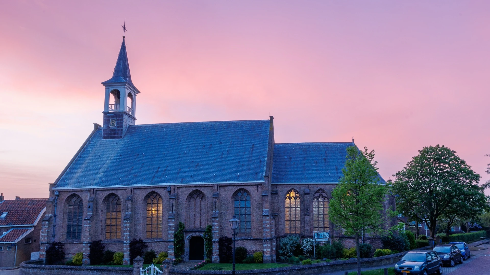 Kerken openen deuren voor statushouders: &acute;Drie maanden onderdak voor gezinnen&acute;